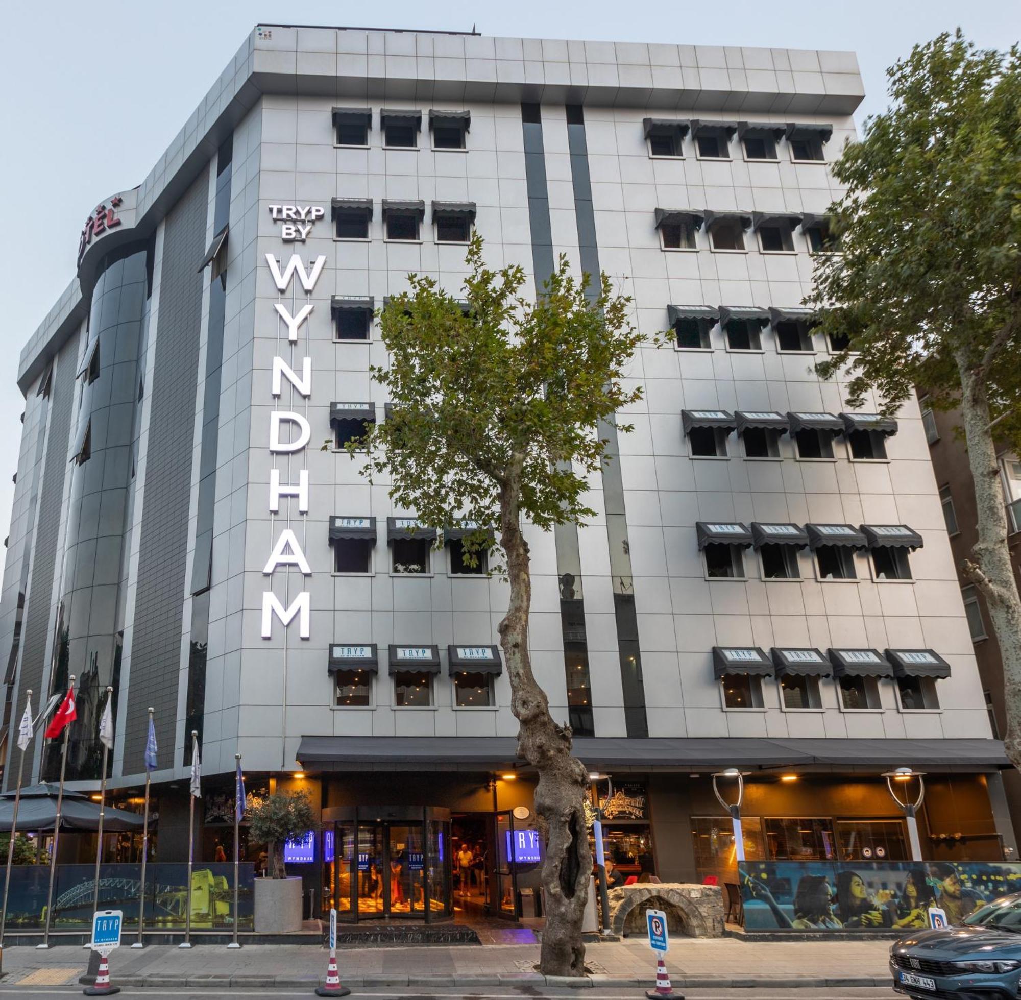 Hotel Tryp By Wyndham Istanbul Sancaktepe Exterior foto